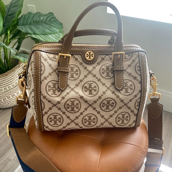 Tory Burch- T Monogram Jacquard Barrel Bag - Picture 1 of 5
